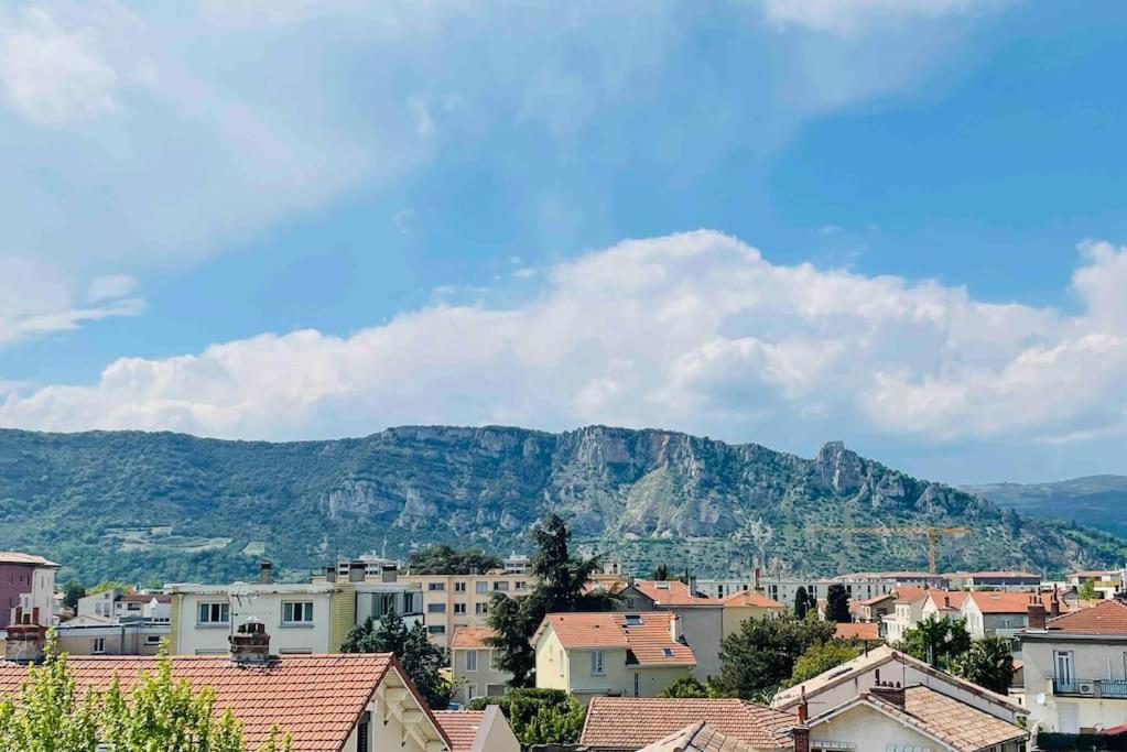 Apartment Agreable T3 - 70m2 Avec Petite Terrasse *